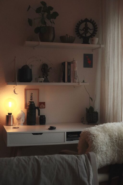 Tips for Creating a Relaxing Home Workspace That Boosts Productivity